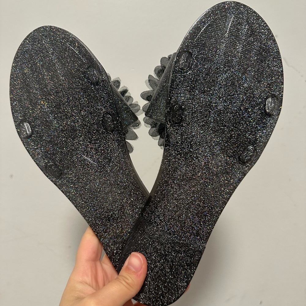 NEW| Glitter Flip Flops - Picture 5 of 6